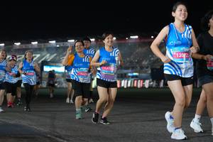 BIB: 902, 1530, 15420, 1370, 135
                            <button type="button" onclick="openModal(22828886)" class="btn btn-primary btn-sm float-right btn-popup" data-toggle="modal" data-target=".modal-high-quality">
                        <i class="fas fa-shopping-cart"></i> Add to Cart
                    </button>
                                            <button type="button" onclick="isThisMe(22828886, true)" class="btn btn-success btn-sm float-right btn-popup btn-isme hidden" data-toggle="tooltip" data-placement="bottom" title="นี่คือรูปของคุณใช่ไหม คลิกที่นี่เพื่อเอาเข้าอัลบั้ม">
                        <i class="fas fa-plus"></i> Add to album
                    </button>
                    <button type="button" onclick="isThisMe(22828886, false)" class="btn btn-warning btn-sm float-right btn-popup btn-isnotme hidden">
                        <i class="fas fa-ban"></i> Remove from album
                    </button>